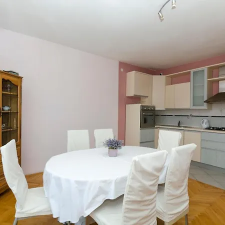 Apartment Senija *