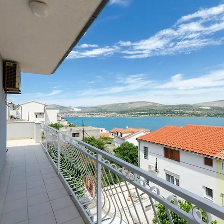 Senija Trogir